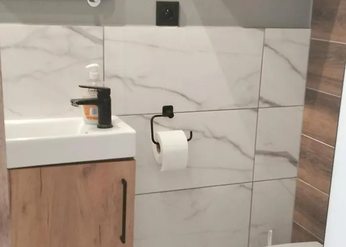 Apartment Nighthost Robotnicza 32 M248 Free Parking *